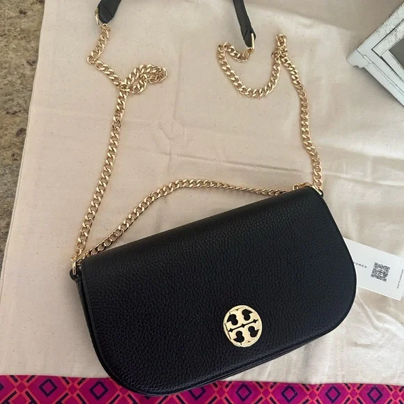 New Tory Burch Chelsea Pebbled Crossbody In black - Picture 3 of 8